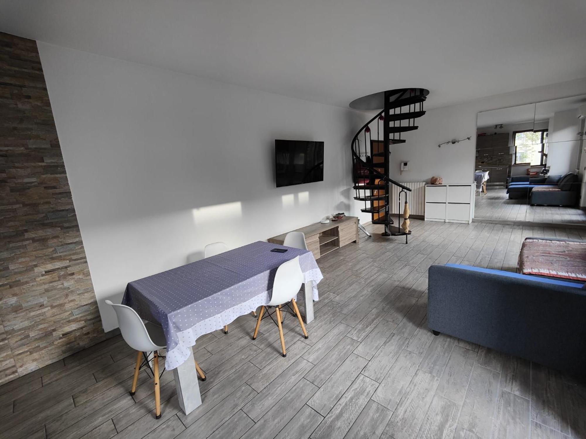 Ketty House B&B - Policlinico Di Monza, U-Power Stadium Экстерьер фото